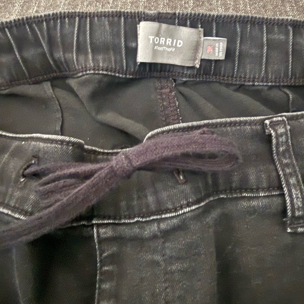 Torrid Black Drawstring Pants